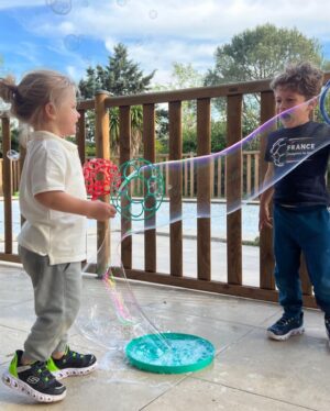 Benoît Assadi Instagram - Dans leur bulle