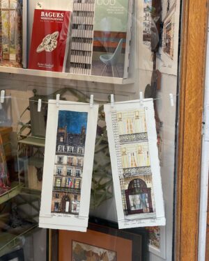 Benoît Dubois Instagram - Paris, son 6e arrondissement et ses libraires anciens au détour d’une rue 📚 Qu’est-ce que j’aime Paris 😍 
Quel est votre quartier préféré ?

#parisfrance #librairie #poesie #promenade 
DA : @itsnotbenny