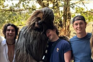 Benson Boone Instagram - Day off at Disney. It low key looks like Jacob and I went on a date.

@disneyparks @waltdisneyworld #waltdisneyworld thanks for having us♥️