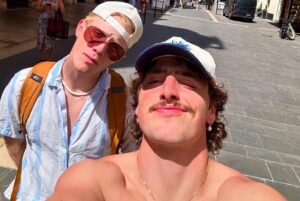 Benson Boone Instagram - Going to Italy for the first time tomorrow:) send me pasta recommendations pls
see you at the festival…tix in bio