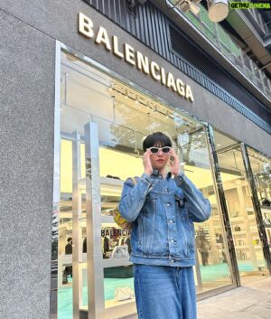 Benz Panupun Vongjorn Instagram - We never go out of style🕶️