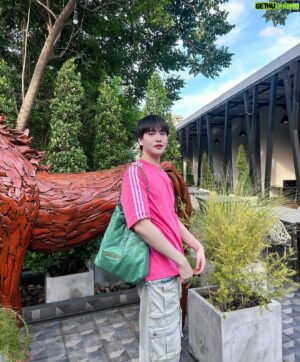 Benz Panupun Vongjorn Instagram - 🌞🌷