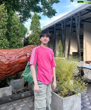 Benz Panupun Vongjorn Instagram - 🌞🌷