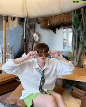 Benz Panupun Vongjorn Instagram - 🏝️