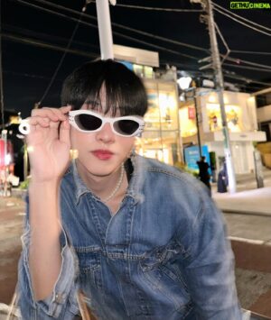 Benz Panupun Vongjorn Instagram - We never go out of style🕶️