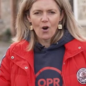 Bérénice Bourgueil Instagram - Cette semaine la tournée @oprouges s’est arrêtée à :
L’école communale de Bonnville, l’école communale de Stave, Sainte Anne de Hastière, Mon École   EFA FWB de Lierneux.
@leonlebouchon @belrtl @televieofficiel @rtltvi