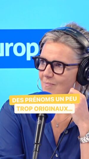 Bérénice Bourgueil Instagram - ➡️ Ecoutez C’est arrivé près de chez vous tout l’été de 16h à 18h sur #europe1 

Retrouvez notamment le quizz qui s’est passé de @julesbleblond ! 😆

#prenom #humour #videodrole