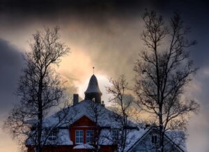 Berk Hakman Instagram - Şubat/2017  herkesin yeni yılını şimdiden kutluyorum 🎅🏻🎄 #norway #norge #tromsø #norveç #streetphotography #travelphotography #photography #discoverearth #earthpix  #canonphotography #mittnorge #500px #beautifuldestinations #discover_earth #discover_vacations #visitnorway #northernnorway #norwaynature #nordicnorway #ilovenorway #ig_norway #ig_nordnorge #ig_europe #instagood #instaphoto #instaphotography #north #ig_myshot #ig_objektifdunyasi #ig_amazingnature