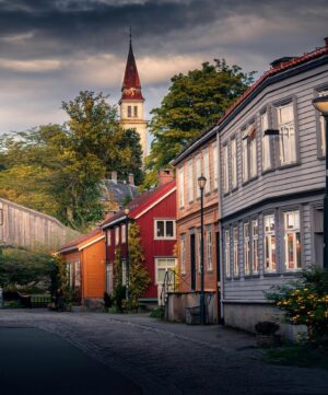 Berk Hakman Instagram - 6/9/2018 🇳🇴 #norway  #norveç #bakklandet #photography #naturephotography #travel #travelphotography #discoverearth  #earthpix #canon #objektifimden #500px #allshots #visitnorway #northernnorway #norwaynature #nordicnorway #ilovenorway #folkgreen #visittrondheim #trondheim #ig_norway  #ig_europe #shutterstock #trondheim #norge  #nationaldestinations #bestofnorway #norgejpg #fotografdukkanim #albumdenyansiyanlar