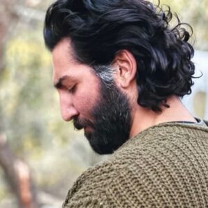 Berkay Ateş Instagram - İshak. 
Karanlık Gece.
Şimdi Netflix’te!