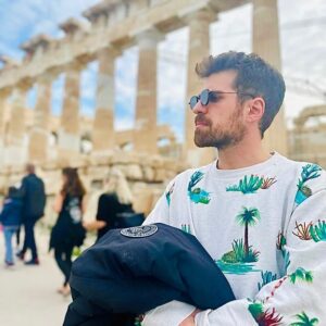 Berker Güven Instagram - Astonishing Acropolis and many other beautiful sights. #athens