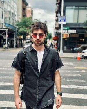 Berker Güven Instagram - #newyorkcity diaries with a smile on top