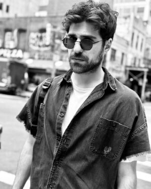 Berker Güven Instagram - #newyorkcity diaries with a smile on top