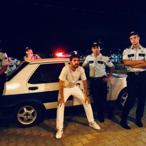 Berker Güven Instagram - Sonu sürprizli bir Somerdump. Yakışıklı abilerim de bonusu. Öpücükler.