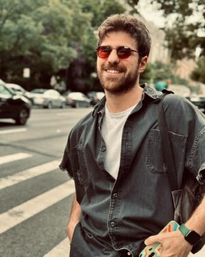 Berker Güven Instagram - #newyorkcity diaries with a smile on top
