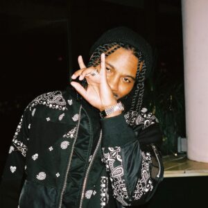 Bernard Harvey Instagram - 23’ 2 months in going crazy 🚀

Let’s keep the high vibrations going ❤️