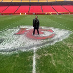 Bernard Harvey Instagram - If you know me you know this made my day. Thank you @graciehunt and the @chiefs for giving us a tour of the stadium!! Being from Kansas City makes this even better!! 
Now all I need is my contract so I can suit up next season lol.