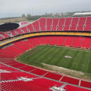 Bernard Harvey Instagram - If you know me you know this made my day. Thank you @graciehunt and the @chiefs for giving us a tour of the stadium!! Being from Kansas City makes this even better!! 
Now all I need is my contract so I can suit up next season lol.