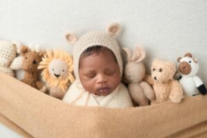 Bernard Harvey Instagram - Our Prince Harlo is here! Welcome to the world son we love you! 🙏🏾 💫
