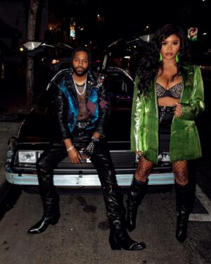 Bernard Harvey Instagram - Birthday was amazing!! 80’s themed. I feel the ❤️ love. Thank you to everyone who came out and celebrated with me. Thank you to @delilah @johnterzian @milofrank @hwoodgroup for hosting🤞🏾Thank you to all my friends and family for always showing me the purest love🥹❤️

📸: @cbradyphotography 
Styled by: @chaineley