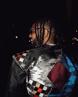 Bernard Harvey Instagram - Birthday was amazing!! 80’s themed. I feel the ❤️ love. Thank you to everyone who came out and celebrated with me. Thank you to @delilah @johnterzian @milofrank @hwoodgroup for hosting🤞🏾Thank you to all my friends and family for always showing me the purest love🥹❤️

📸: @cbradyphotography 
Styled by: @chaineley
