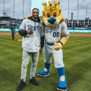 Bernard Harvey Instagram - Got to throw the 1st pitch…and we got the W ✔️. I must be a good luck charm. Thank you @kcroyals !!! 💙👑