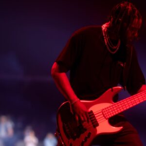 Bernard Harvey Instagram - Justice tour going crazy 🔥
It’s a blessing to perform the songs we created and worked hard on for the Justice album. From the studio to the stage 🤟🏾

📸: @evanpaterakis