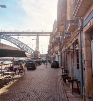 Bernardo Velasco Instagram - Porto, Portugal 🇵🇹 
.
.
.
#porto #portugal #europa #europe #trip