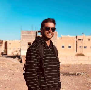 Bernardo Velasco Instagram - Eu to em casa... mas eu tava aqui lembrando de quando fui gravar no Marrocos! #saudadesdeGravar #trip #viagem