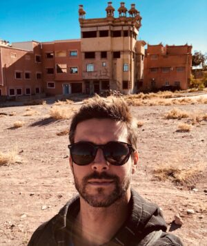 Bernardo Velasco Instagram - Uma singela homenagem ao Marrocos por essa campanha na copa! 🇲🇦👏🏼👏🏼👏🏼🇲🇦 
#marroc #marrocos #trip #wordcup
