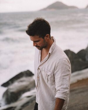 Bernardo Velasco Instagram - Pra vcs irem se acostumando com as fotos do @santiagomoralles por aqui!
Qual das duas vcs gostam mais?
.
.
.
#foto #photo #photography #fotografia #instagood