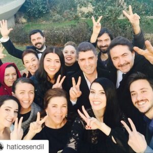 Berrin Arısoy Instagram - Evet kaderin birleştirdiği ekip ve daha nicelerimiz var