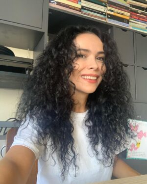 Beste Bereket Instagram - Neden gülmeyeyim ki 🐛🦋