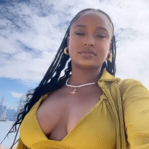 Bethany Clayton Instagram - New York in the summer timeeee 🌞🗽✨ had to pop out for my besties birthday @callhermax ♊️