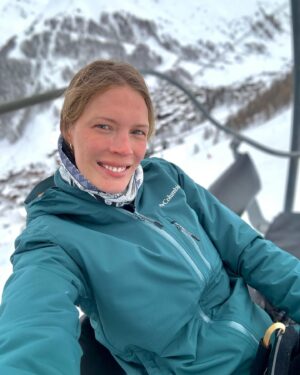 Betina Schmidt Instagram - snow days ❄️🤍