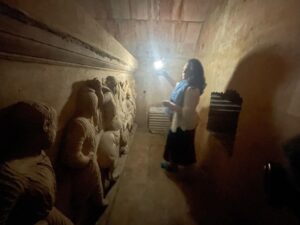 Bettany Hughes Instagram - …many adventures searching for the #SevenWonders of the #ancient world - here in a newly discovered tomb built by Mausolos ( most famous for his #Mausoleum of #Halikarnassos) in #Turkiye #Turkey c. 2,300 years ago. Extraordinary! Link in bio X