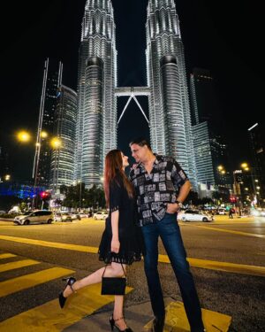 Bhagyashree Instagram - #throwbackthursday to clips of my trip to Kuala Lampur, Malaysia.
1. Holidaying Me
2. Us at the famous Petronas twin towers.
3. Coffee at the Dior cafe
4. Pavillion Mall
5. Merdeka 118, the world's 2nd tallest tower.
6. At Ironfairies at Trec
7. Oh I deserved the treat
8. At Batu Cave Temple of Lord Murugan
9. At the Wet deck, a rooftop bar at W
10. A trailor of my trip

#kualalumpur #holiday #malaysia #holidaydestination #dior #batucaves #placestovisit #petronastowers #merdeka #ironfaries