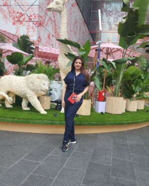 Bhagyashree Instagram - #throwbackthursday to clips of my trip to Kuala Lampur, Malaysia.
1. Holidaying Me
2. Us at the famous Petronas twin towers.
3. Coffee at the Dior cafe
4. Pavillion Mall
5. Merdeka 118, the world's 2nd tallest tower.
6. At Ironfairies at Trec
7. Oh I deserved the treat
8. At Batu Cave Temple of Lord Murugan
9. At the Wet deck, a rooftop bar at W
10. A trailor of my trip

#kualalumpur #holiday #malaysia #holidaydestination #dior #batucaves #placestovisit #petronastowers #merdeka #ironfaries