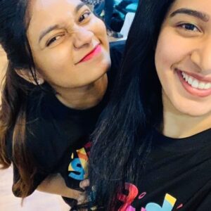Bhama Arun Instagram - Happy international dance 💃 day 😍😍
Thankyou @shyam_doc for teaching us all the wonderful choreos 😍 and also thankyou for the 👕
@sangeetha_murugan finally we took a reel🤩🥳

#happy #internationaldanceday #dancelove