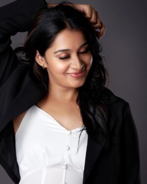 Bhama Arun Instagram - Inframe: @bhama.arun 

Photography: @jibinartist
@plan.b.actions 

Styling: @sanliya_sabu

MUA : @vikas.vks.makeupartist
Hair :@nikhil_vks

Costume: @western_lady_

Support: @maxxocreative @maxxo_celebrity

Studio: @studio_maxxo

Team maxxo : @rizwanmechoth  @arunkrishnaaa