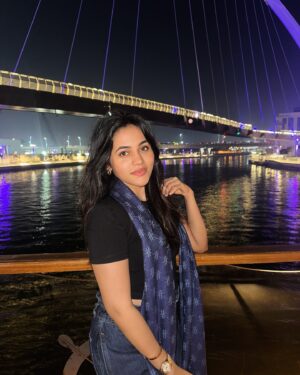 Bhavani Sre Instagram - Bliss comes in tiny moments of joy when we appreciate the beauty of the world around us. ✨