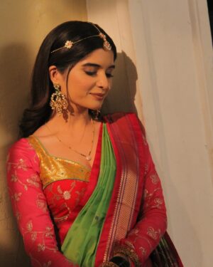 Bhavika Sharma Instagram - 🌸🌸🌸