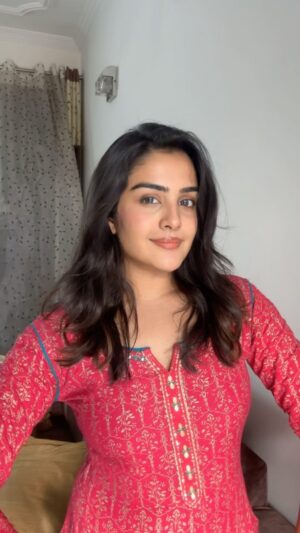 Bhavna Choudhary Instagram - @madhuridixitnene queen made me do it 🙇🏻‍♀️❤️