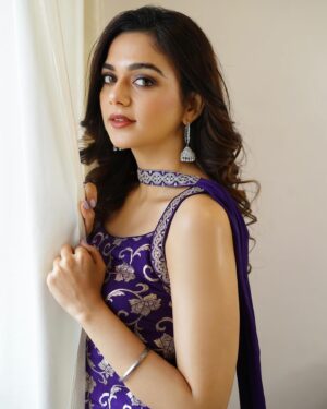 Bhavya Trikha Instagram - 🤍
.
📷- @dxgphotographer