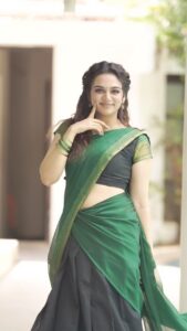 Actress Bhavya Trikha HD Instagram Photos and Wallpapers August 2024