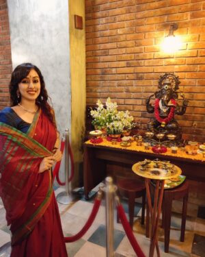 Bhumi Rajgor Instagram - 🙏🏻⭐✨
.
.
.
#ganpati #blessed #divine #naivedya #maharashtrianlook #nath #saree #maharashtra #madhuridixit