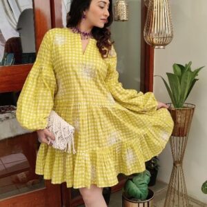Bhumi Rajgor Instagram - Brilliant spring collection at @thesoulflee @reflection_gallery . I had so much fun shopping here. Definitely go check them out.
.
.
@navya_india @neervabk @_themacramestorebymk_ @euphoric2020 @nuevane_ @the_pahnava @labelshruti @prachishahdesign @krimeesha_dasani_ @kiya_avni @anagi.jewels @ektashah_27 @priyanka_31