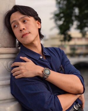 Bhumibhat Thavornsiri Instagram - In the chronicles of time, only your bones shall persist in their dance

Embrace every styles with feather-light weight of Rado’s Captain Cook High-Tech Ceramic Skeleton

#RADOThailand
#RADO 
#MasterofMaterials 
#RadoCaptainCookSkeleton 
#Feelit

shot by @hanamiiiiiis