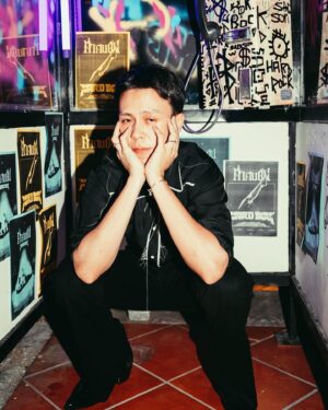 Bhumibhat Thavornsiri Instagram - about that night ?

#ค่ำคืนนั้น #GeneLab #1stSingleHouseParty
#HardBoy #HardBoy2023 #GMMGrammy