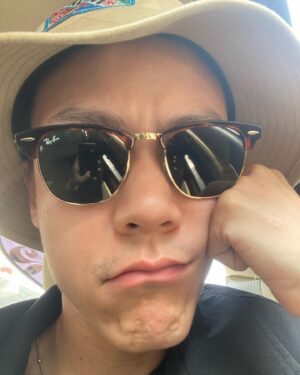 Bhumibhat Thavornsiri Instagram - Greetings from bkk , Inferno is here and theres nothing we can do about it dear 😩

@rayban 
#rayban